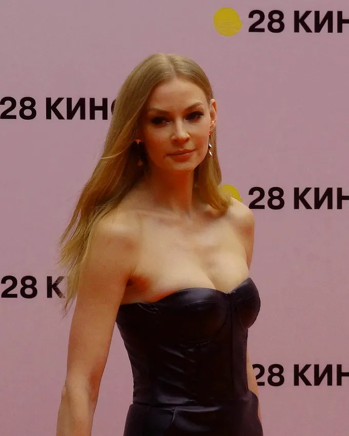 Актриса Светлана Ходченкова: главная страница